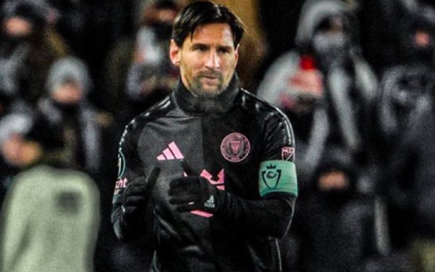 Mascherano: 'Messi phai choi tran dau khong co tinh nguoi' hinh anh