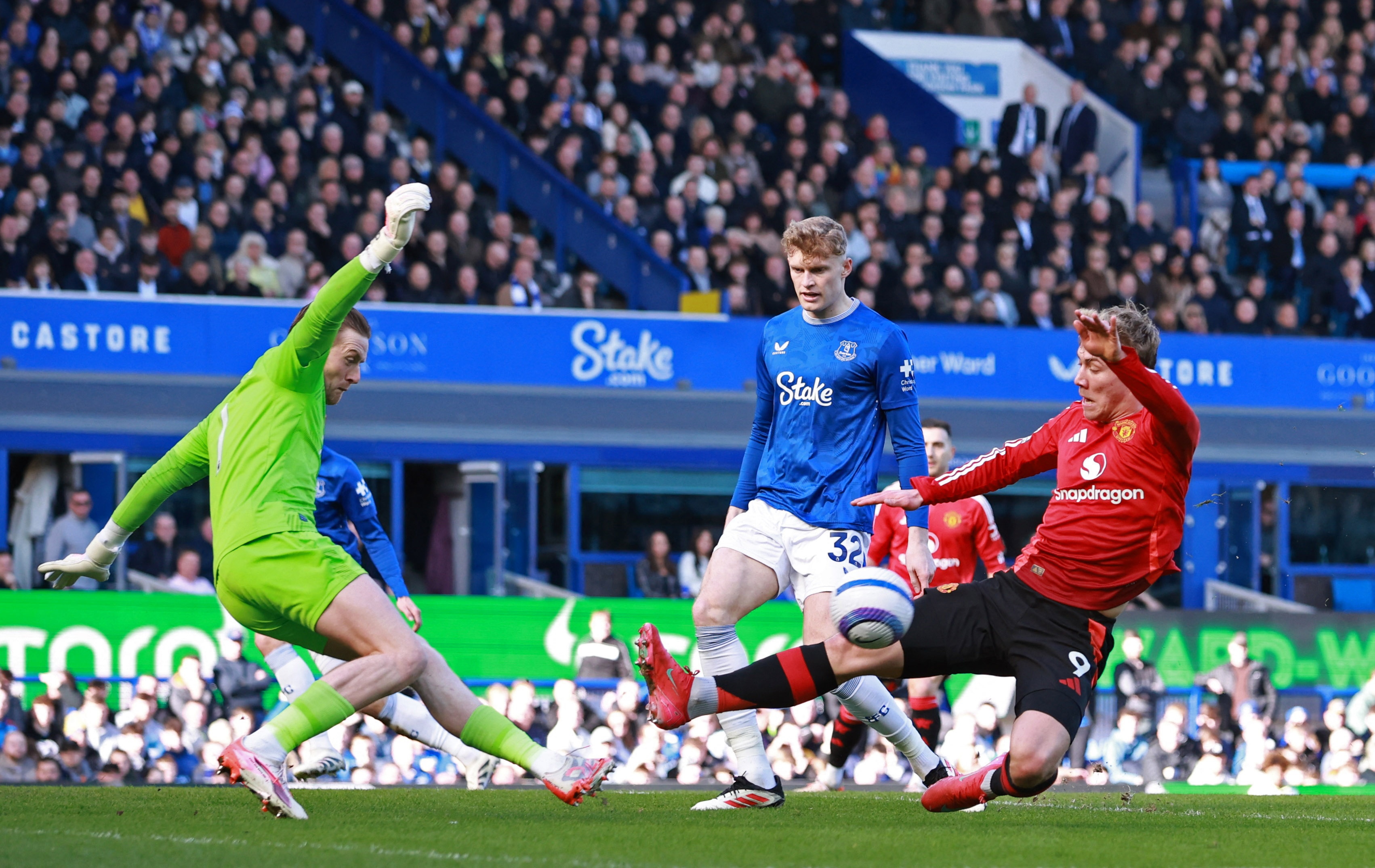 Everton vs Man Utd anh 8