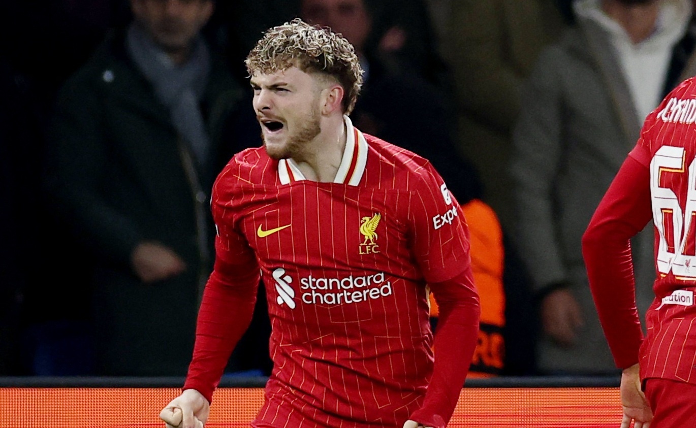 Liverpool ha PSG trong tran cau dien ro hinh anh