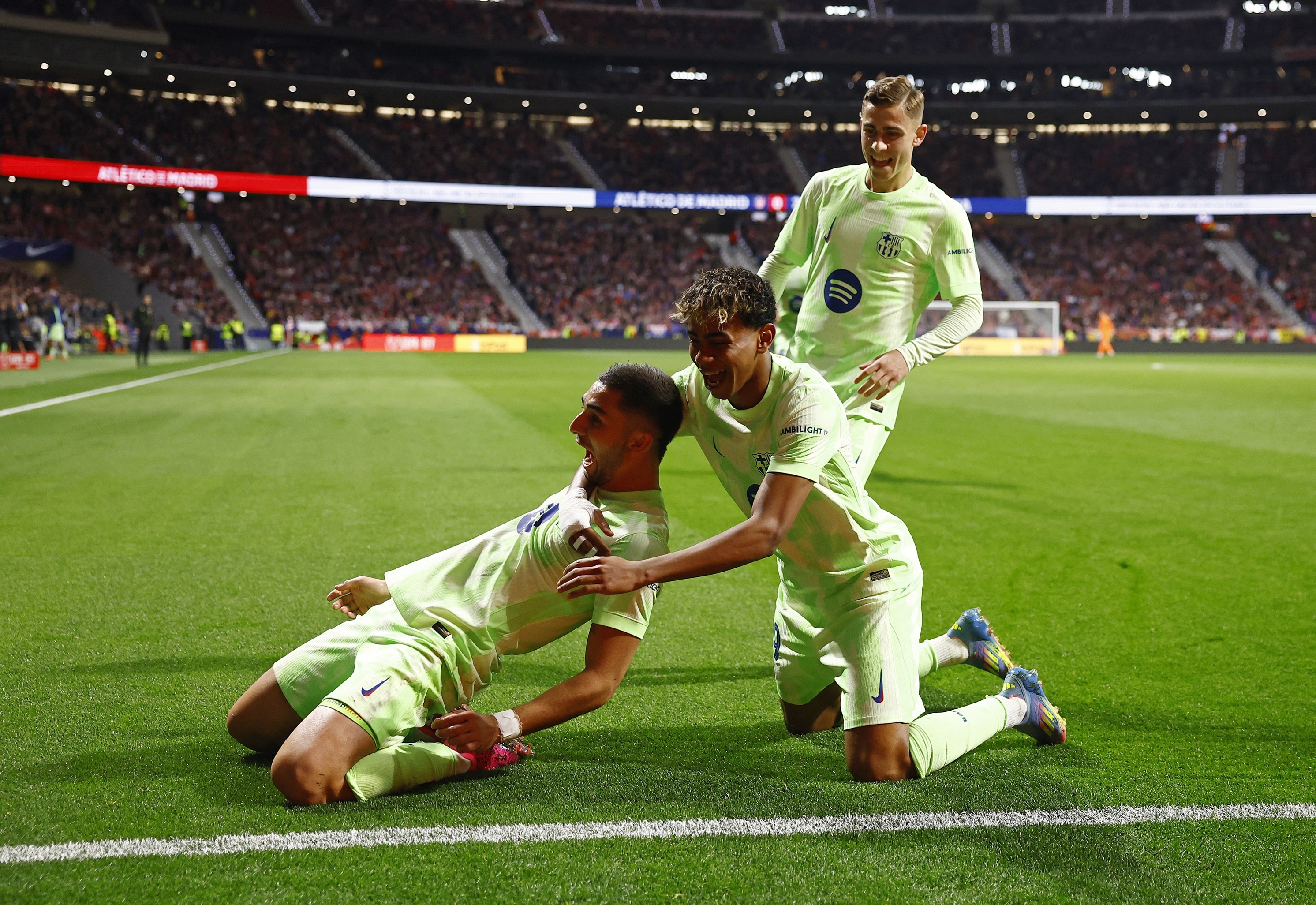 Atletico Madrid dau Barcelona anh 2