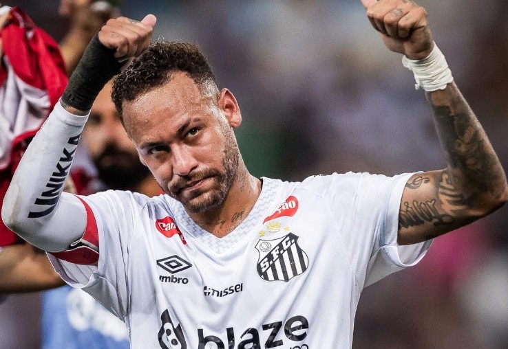 Tiet lo bat ngo cua Neymar hinh anh