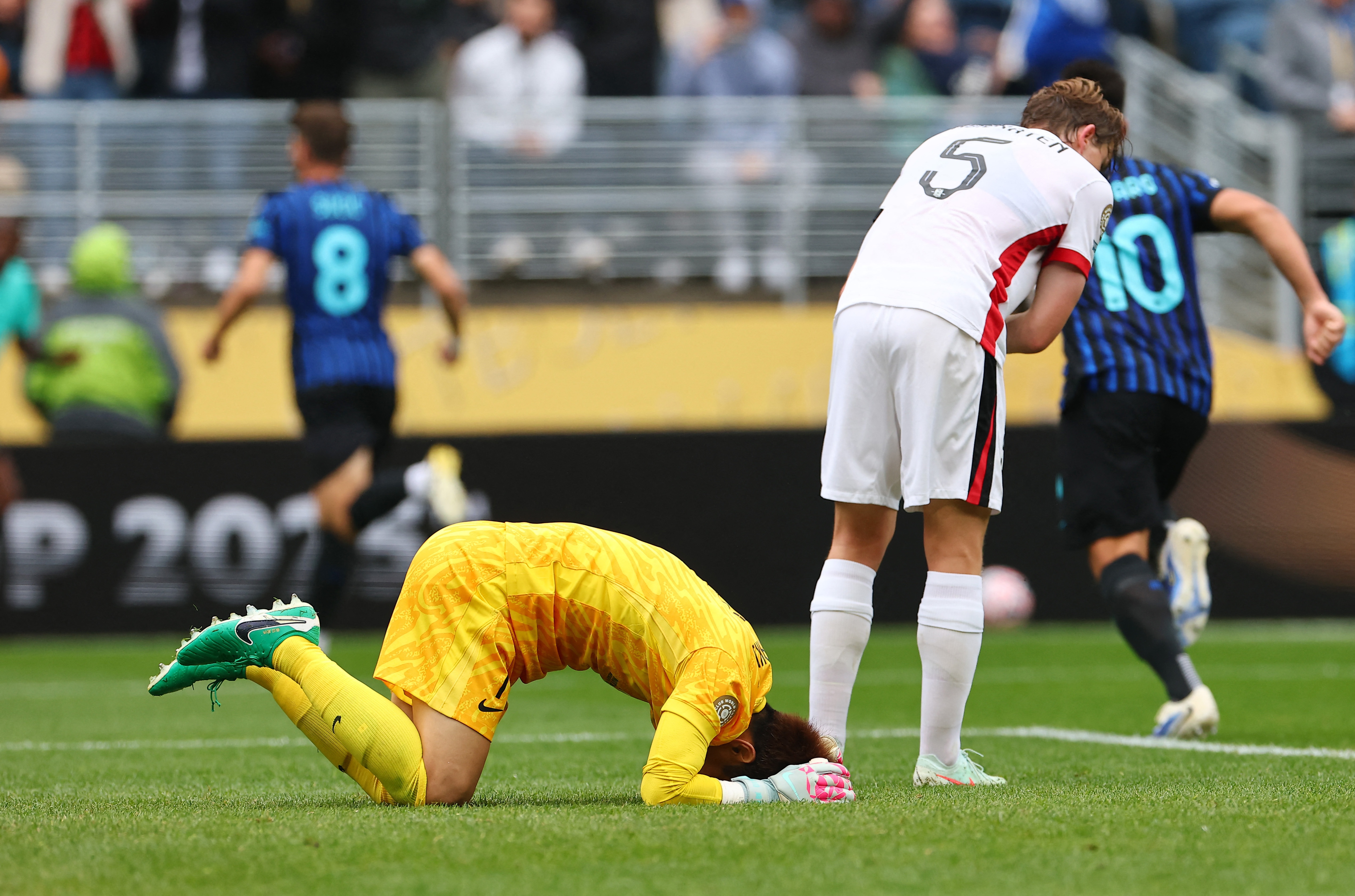 Inter dau Urawa anh 4