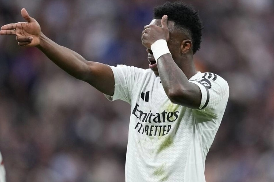 Chu tich Perez chan ngan Vinicius hinh anh