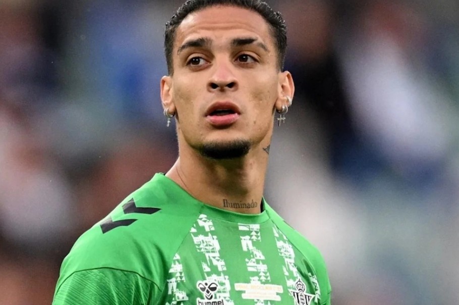 4 CLB san sang 'giai cuu' Antony hinh anh