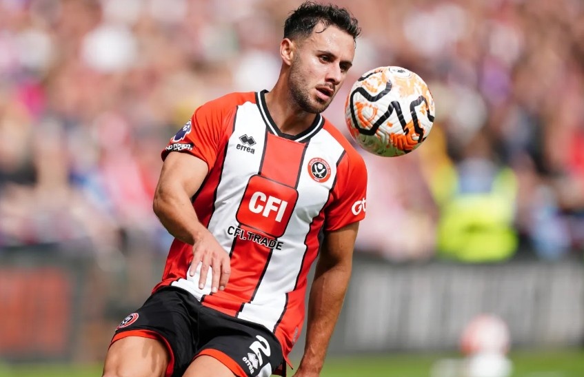 Cong bo dau long ve cai chet cua cuu cau thu Premier League hinh anh