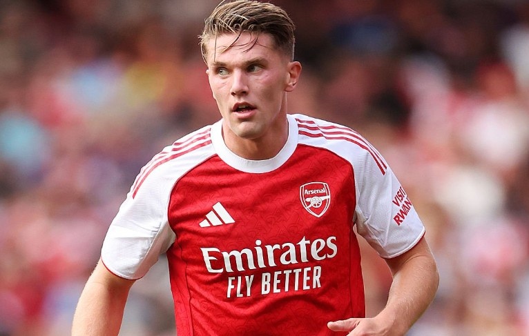 Gyokeres gay that vong trong lan da chinh dau tien cho Arsenal hinh anh