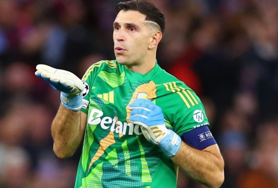 Tinh the dao nguoc voi Emiliano Martinez hinh anh