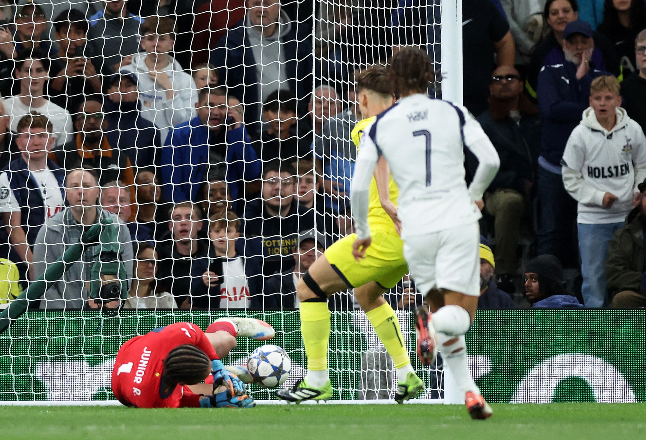Tottenham dau Villarreal anh 1
