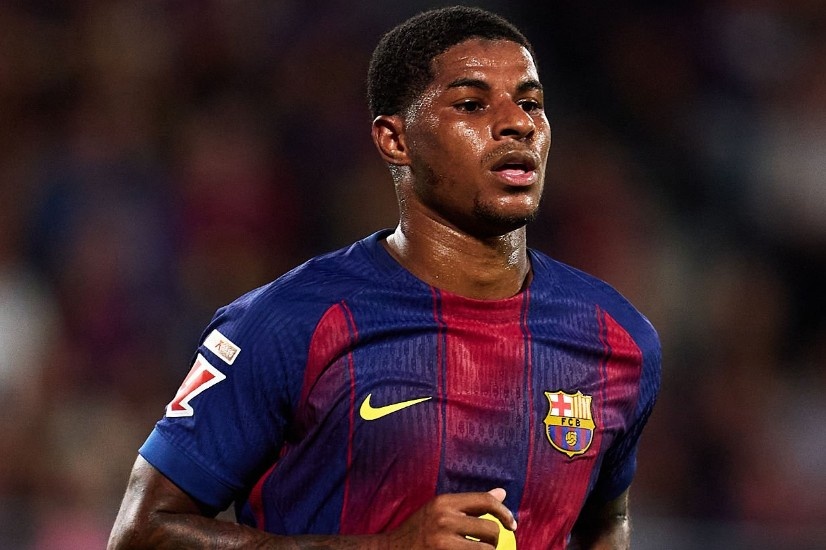 Rashford toa sang trong ngay Barca chiem ngoi dau cua Real hinh anh