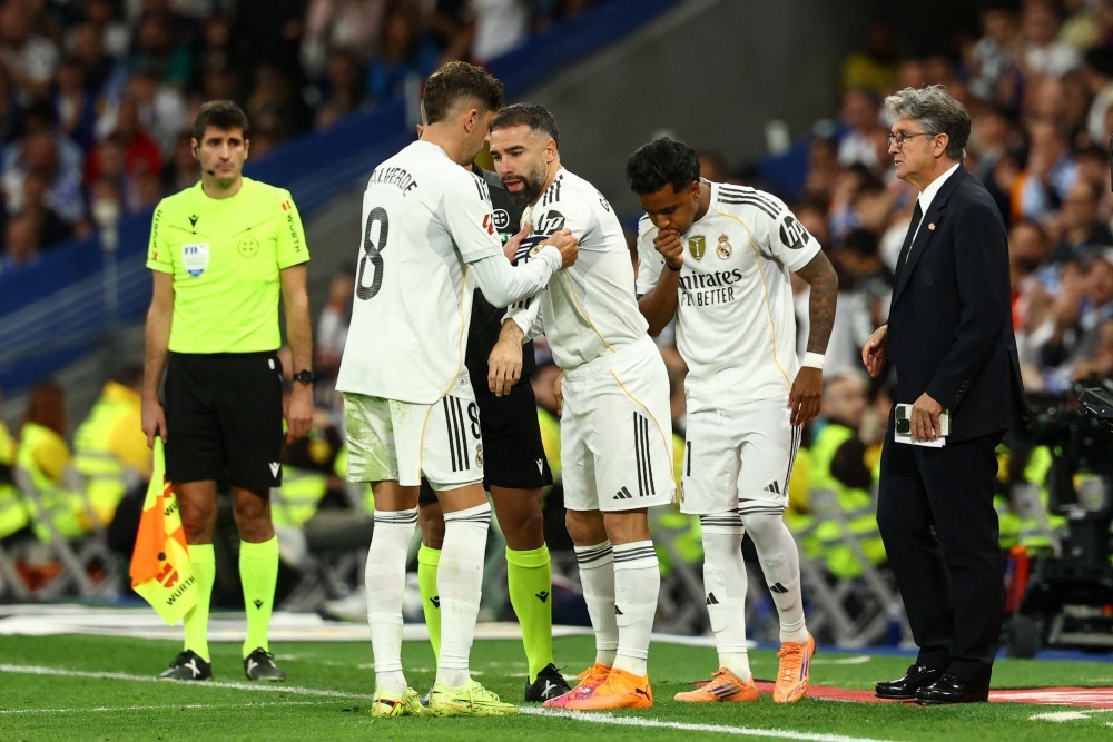 Carvajal nghi thi dau den 10 tuan hinh anh