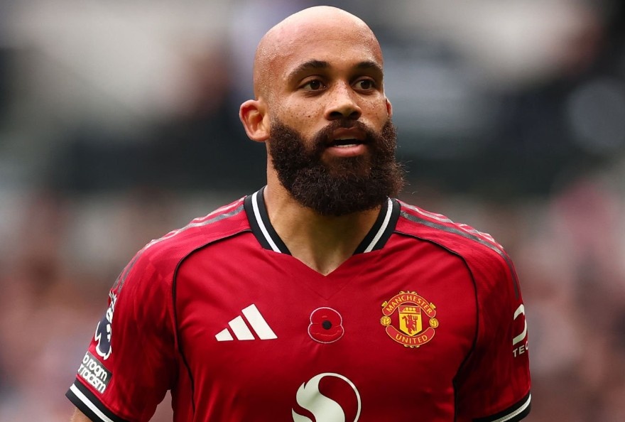 Doi hinh hon nua ty euro ngoi nha xem World Cup hinh anh