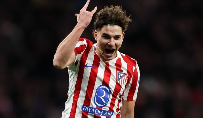 Tuong lai Julian Alvarez duoc dinh doat hinh anh