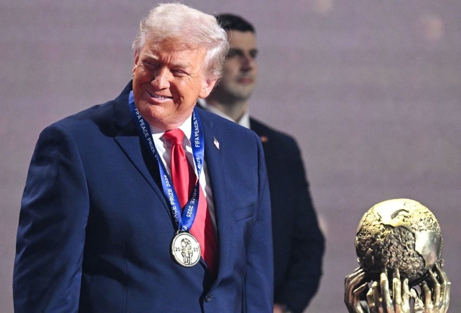 Boc tham World Cup 2026: Ong Trump duoc vinh danh hinh anh