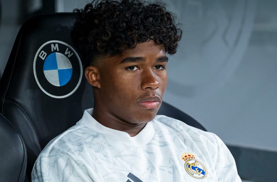 Endrick khong ra san cung bi the do hinh anh