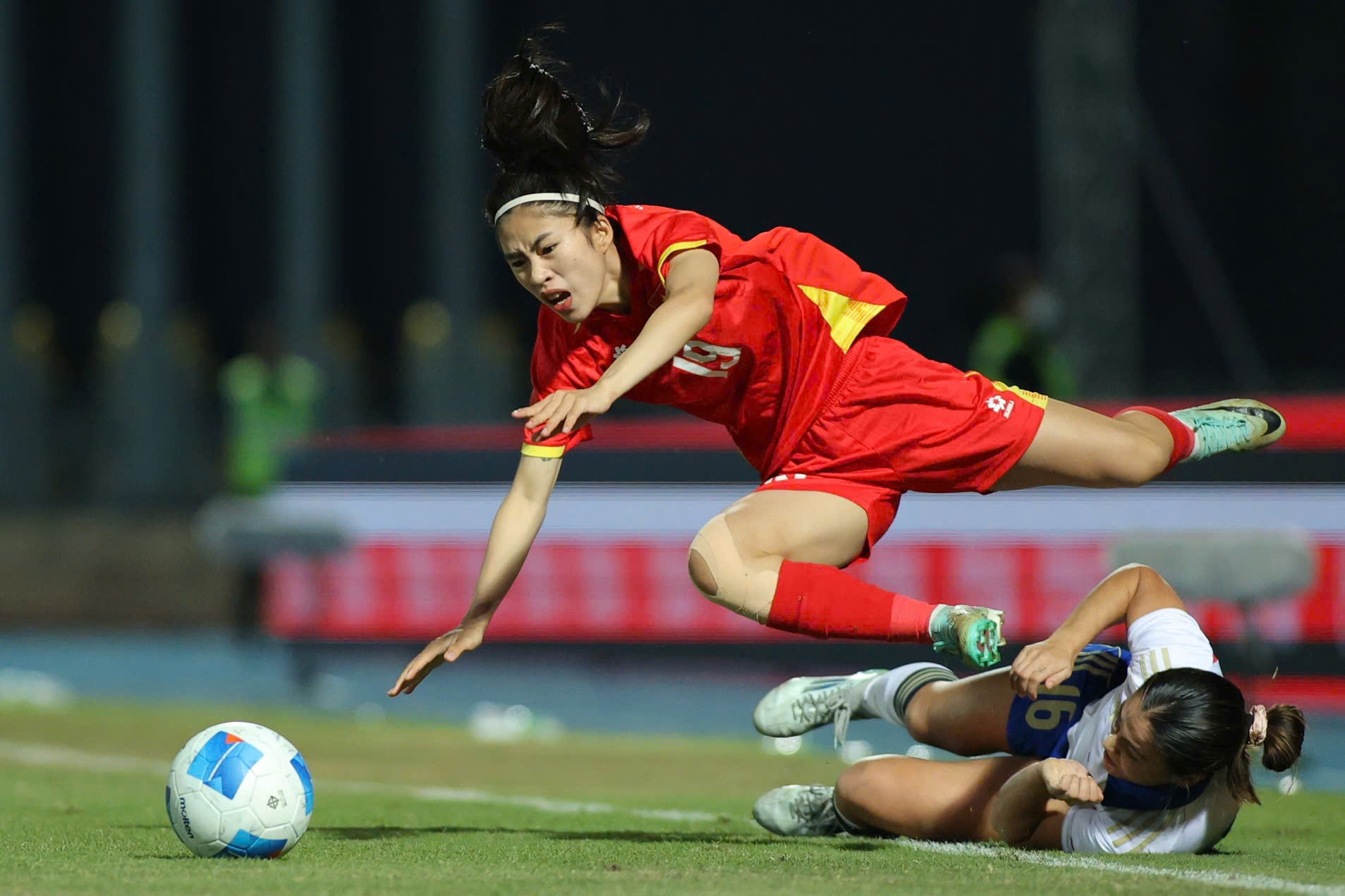 tuyen nu Viet Nam anh 1