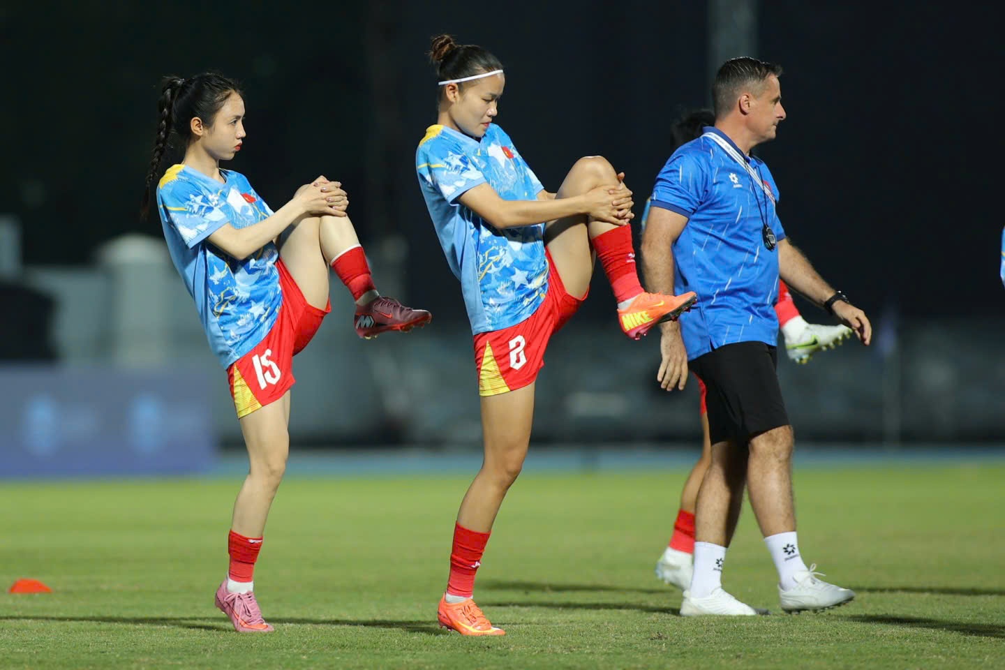 tuyen nu Viet Nam anh 1