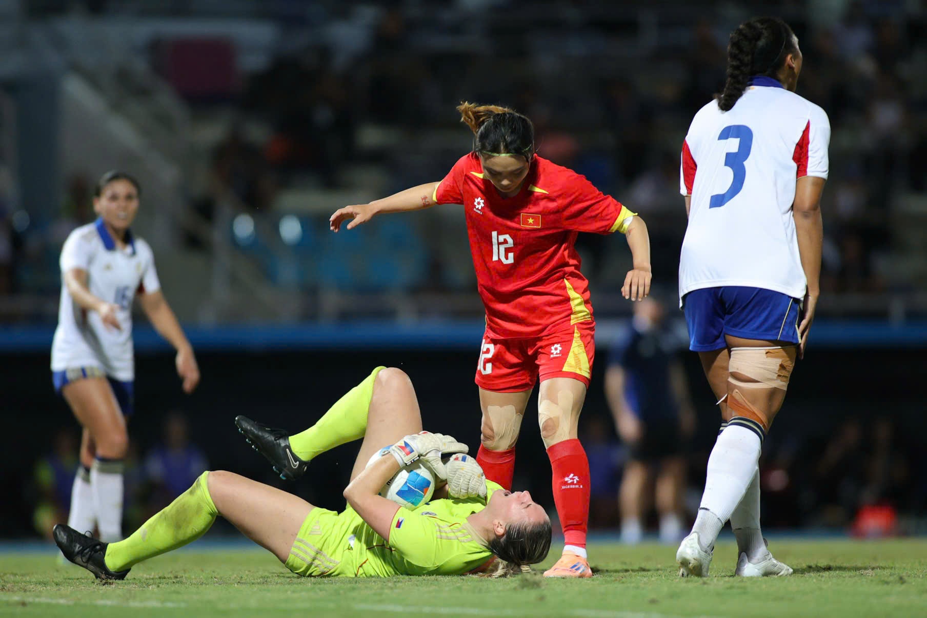 tuyen nu Viet Nam anh 9