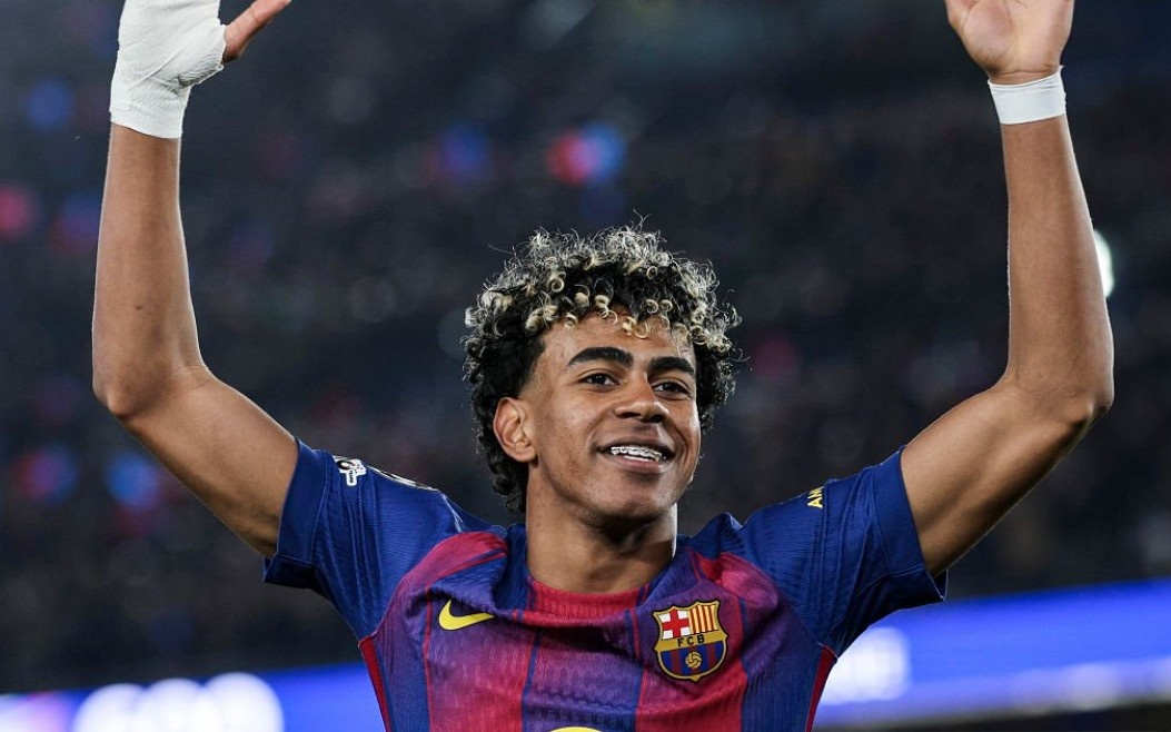 18 tuoi, Yamal khuynh dao Champions League hinh anh