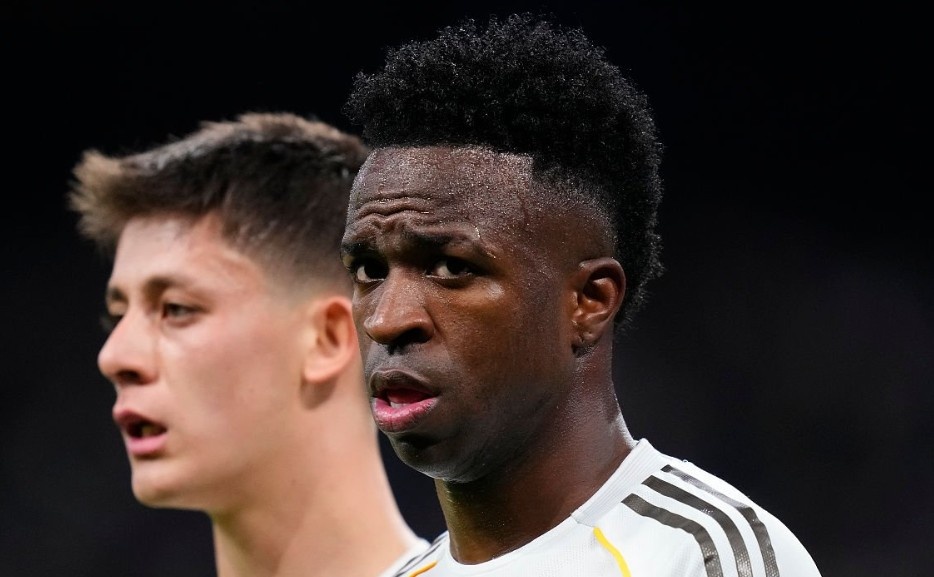 Toi hau thu Real danh cho Vinicius hinh anh