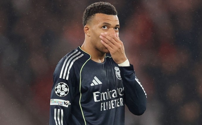 Benfica 4-2 Real Madrid: Dia chan tai Champions League hinh anh