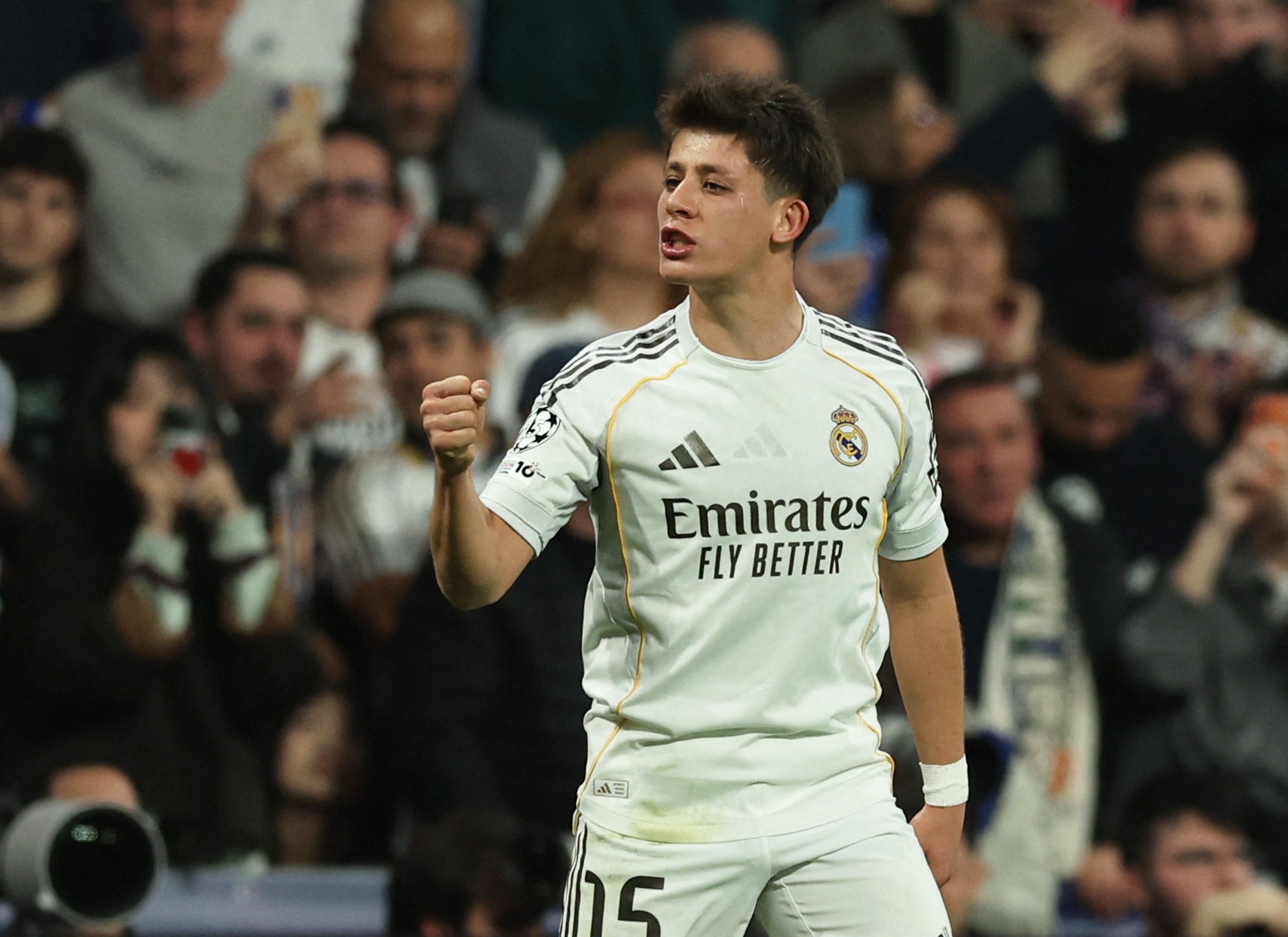 8 CLB qua vong play-off Champions League hinh anh