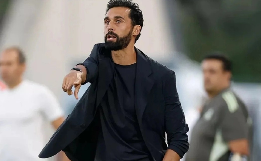 Real ra toi hau thu cho Arbeloa hinh anh