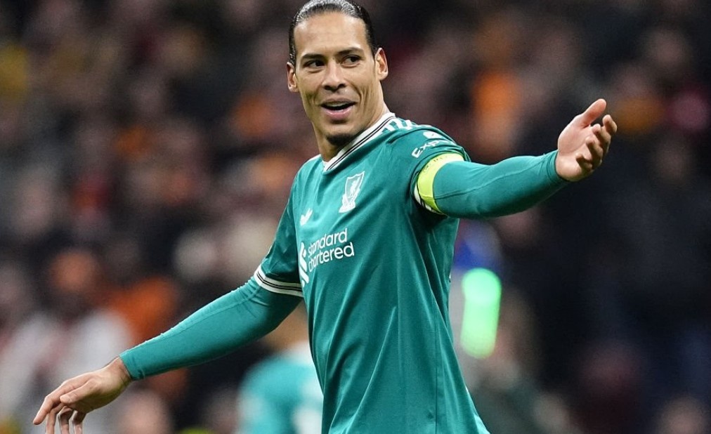 Liverpool 'phoi ao' tai Tho Nhi Ky hinh anh