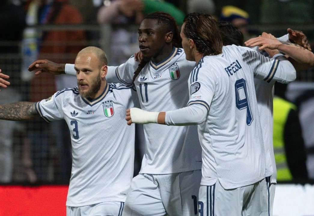 Italy lai lo hen voi World Cup hinh anh