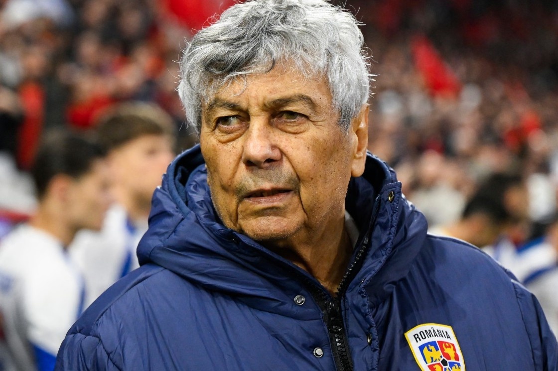 Huyen thoai Lucescu qua doi hinh anh