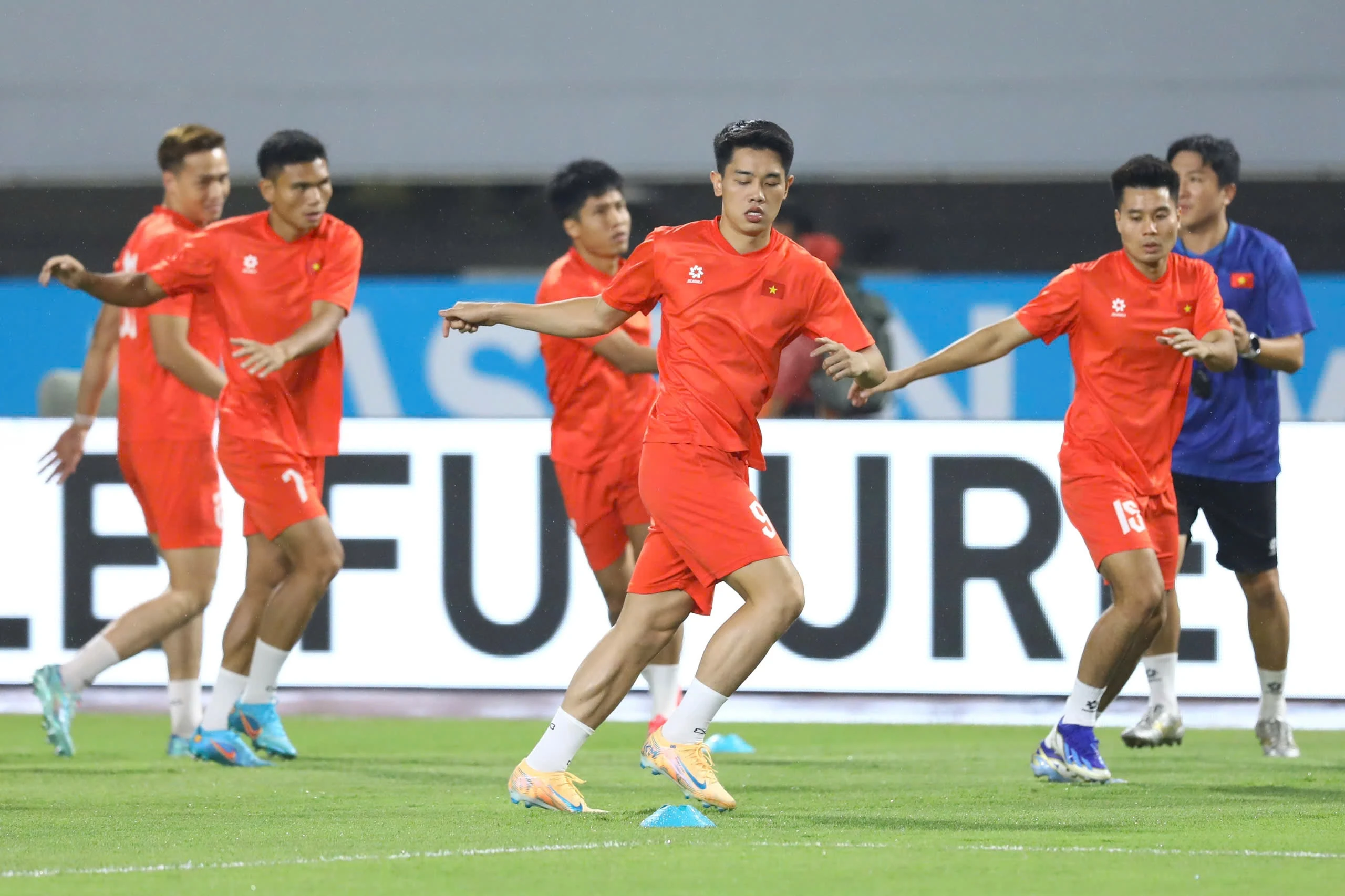 Việt Nam vs Indonesia ảnh 7 Việt Nam vs Indonesia ảnh 7