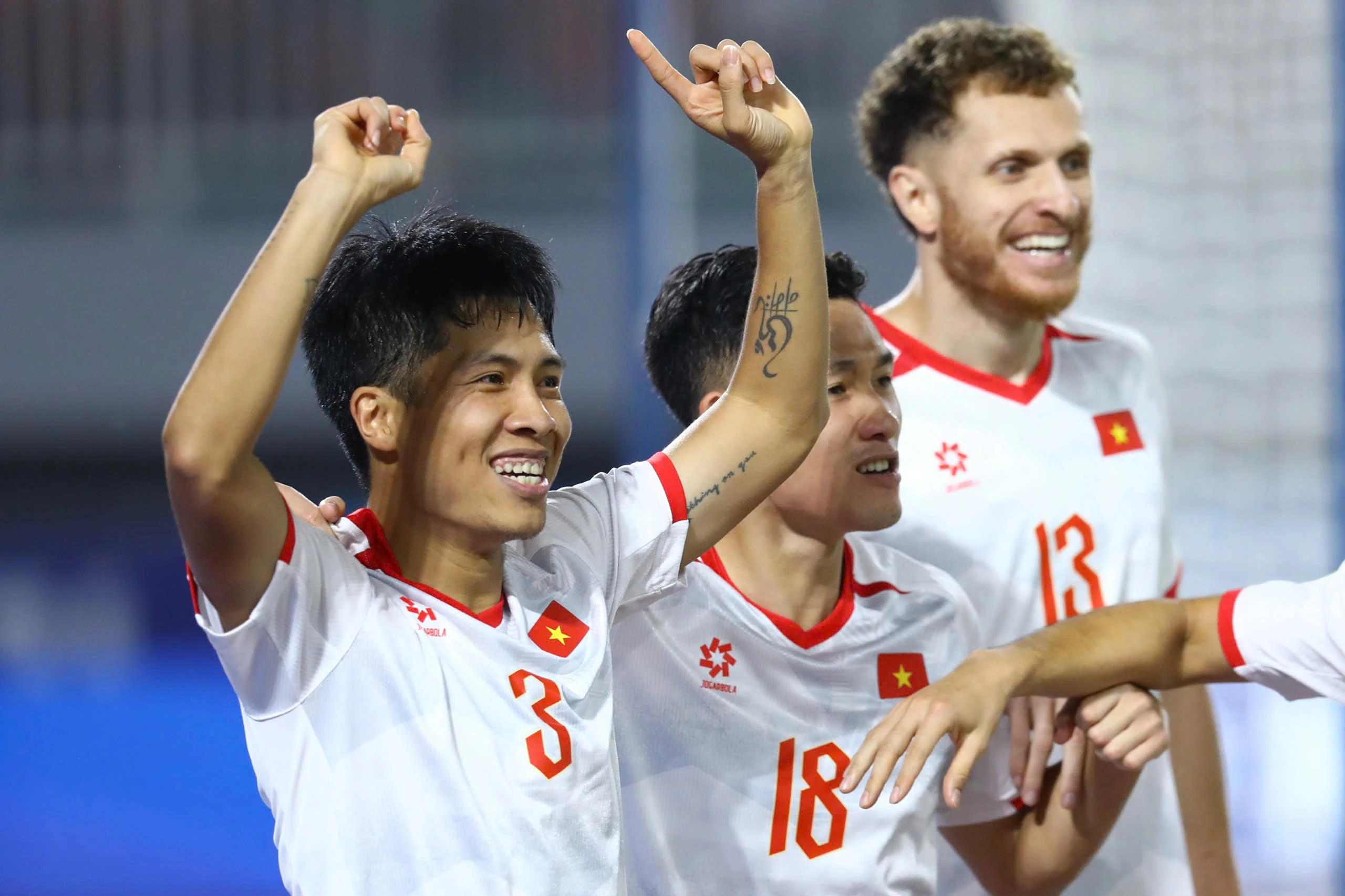 Việt Nam vs Indonesia ảnh 3 Việt Nam vs Indonesia ảnh 3