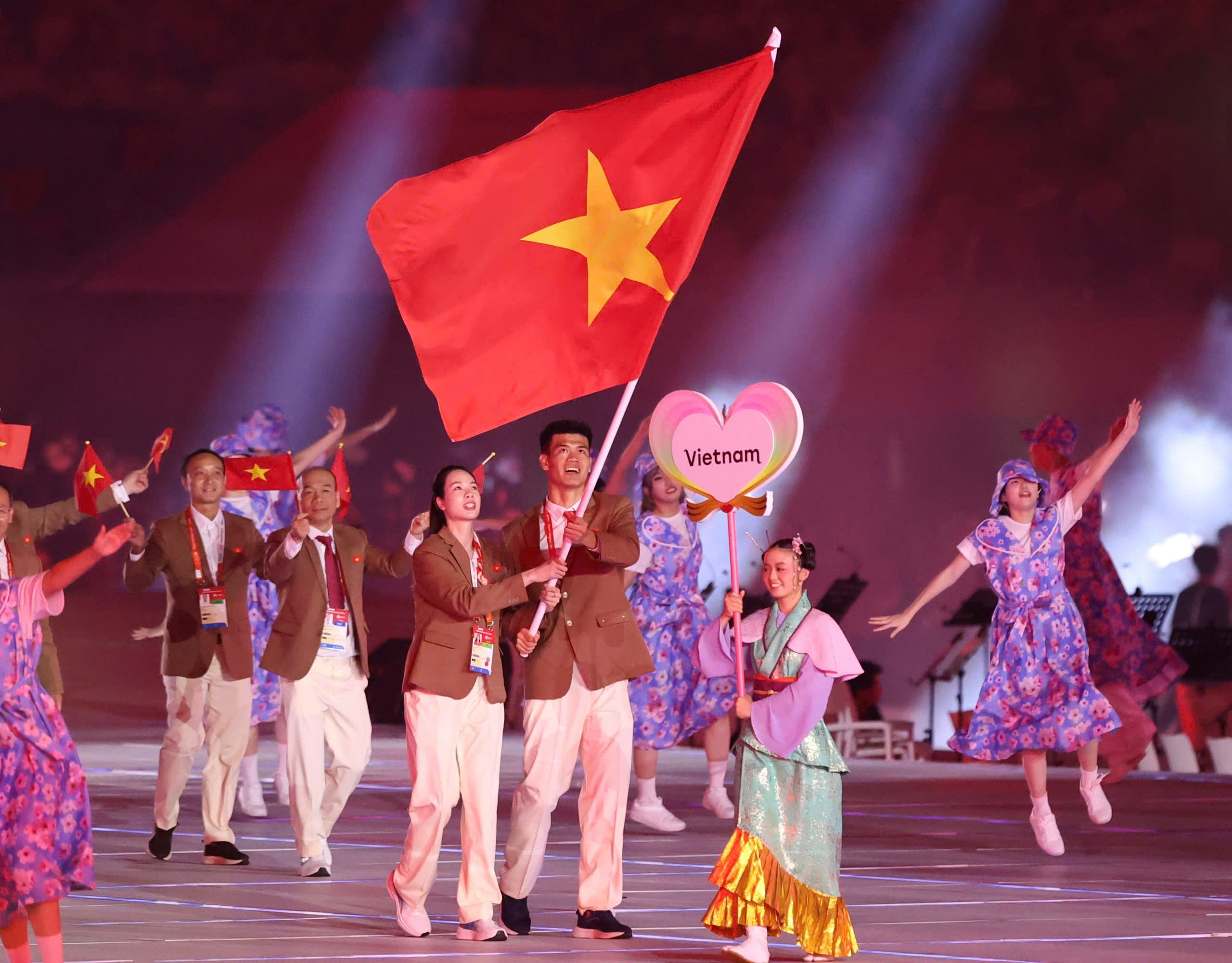 khai mạc ASIAD ảnh 1