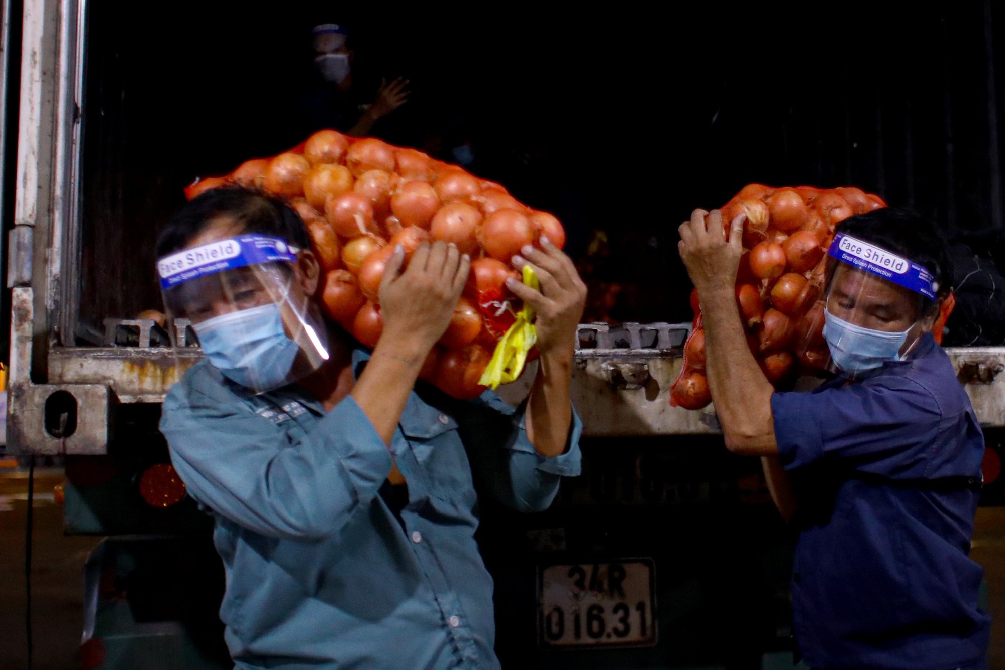 Cho Hoc Mon: 'Uu tien chong dich, di cham va than trong' hinh anh