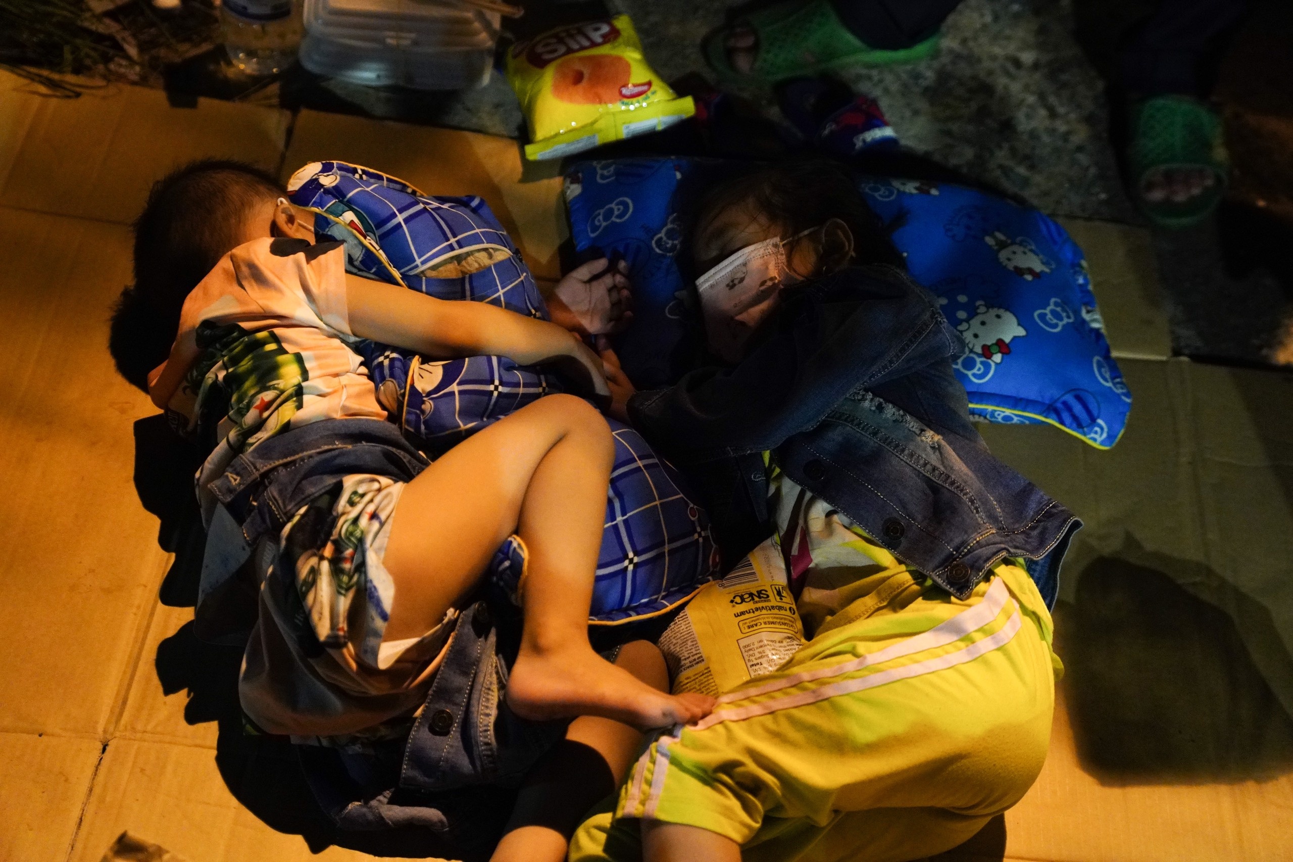 Vat vo giua dem Covid anh 6