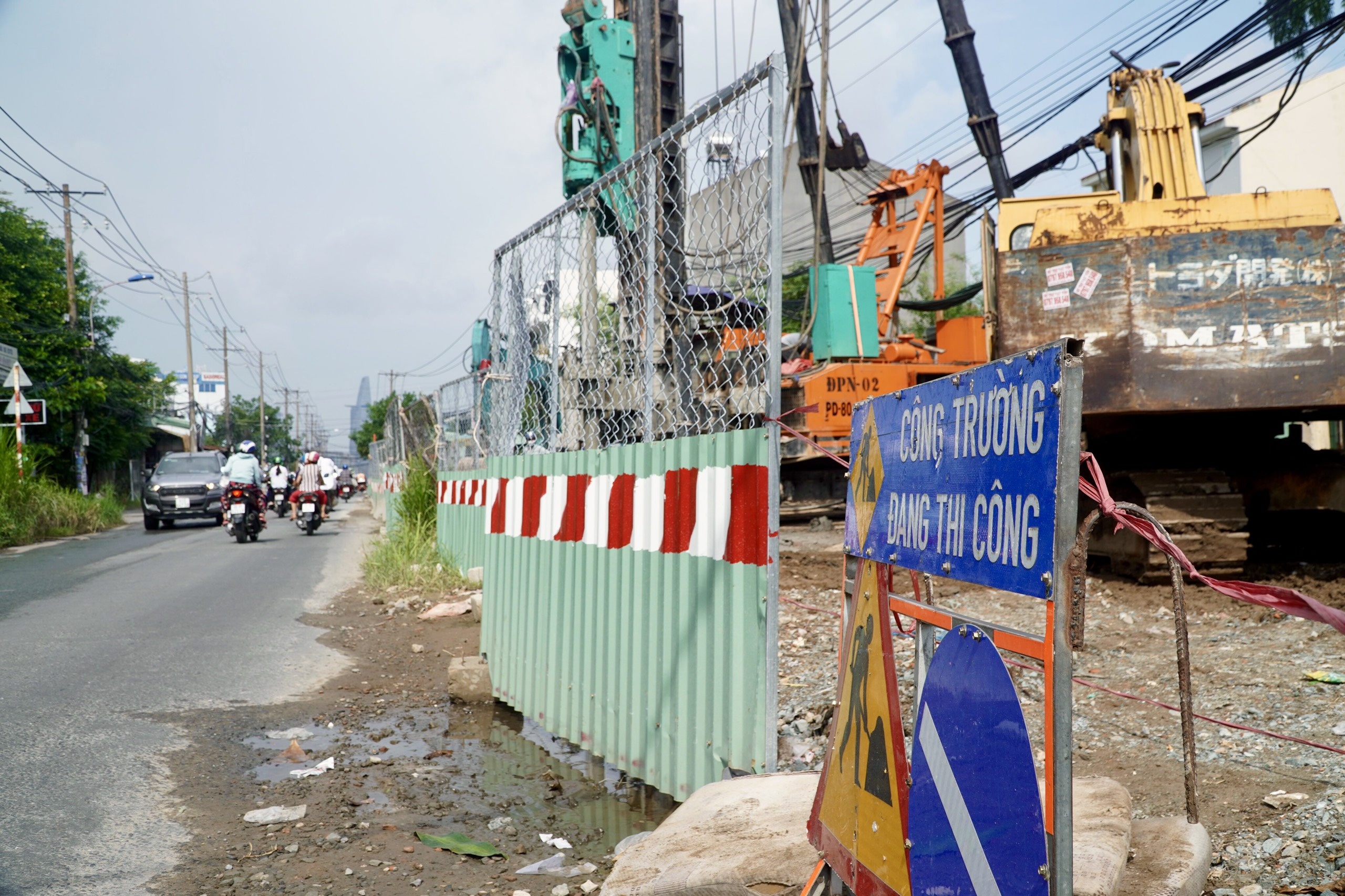 'Con duong dau kho' o TP Thu Duc duoc tai thi cong hinh anh