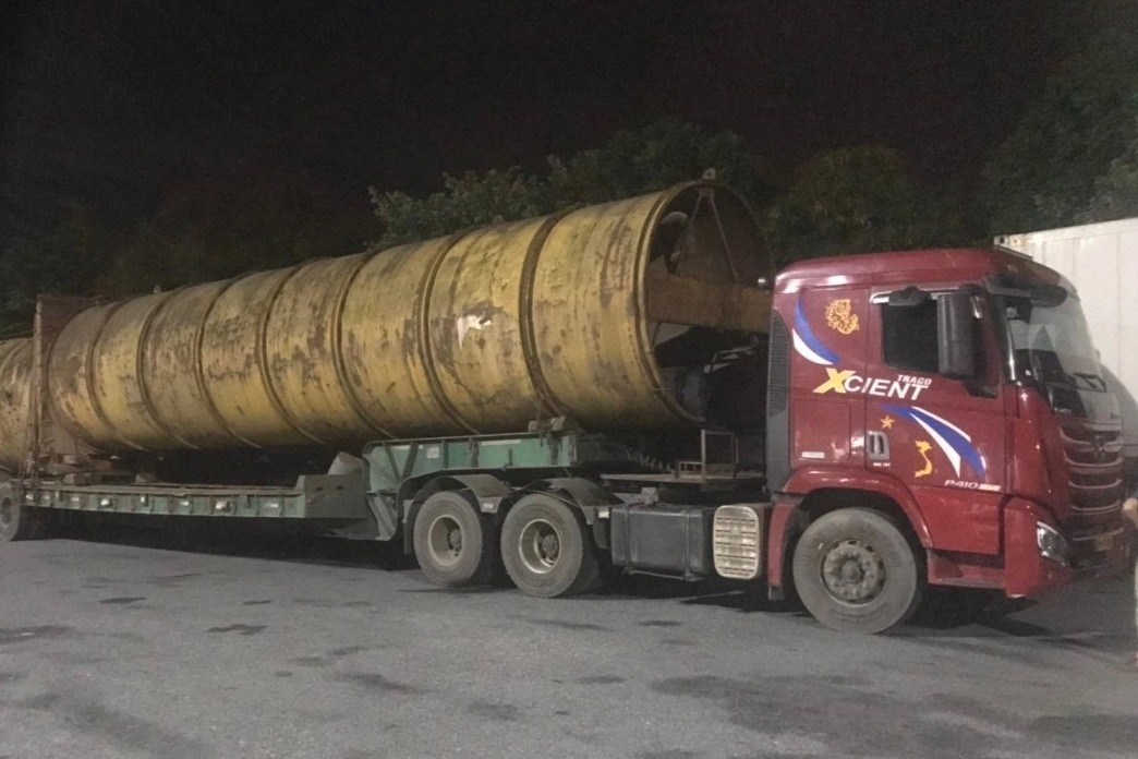 Dung giay phep gia, tai xe cho qua kho khai 'theo lenh giam doc' hinh anh