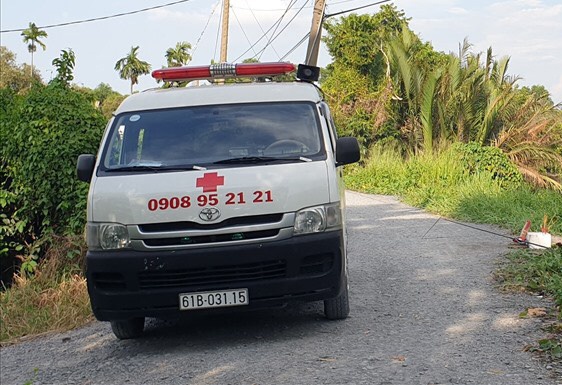 Nam thanh nien bi dien giat tu vong o cong trinh hinh anh