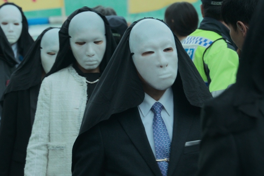 'Hellbound' va cu loi nguoc dong cua de tai ta giao tren man anh hinh anh