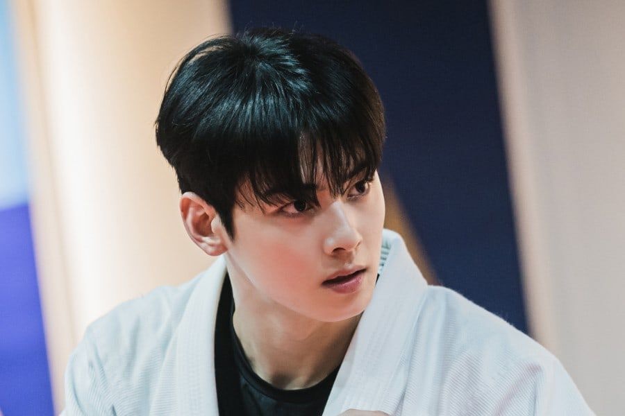 Cha Eun Woo lan san Hollywood hinh anh