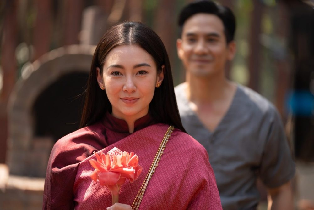 Phim Thai le the nhu 'Co dau 8 tuoi' van thang 50 ty dong o rap Viet hinh anh