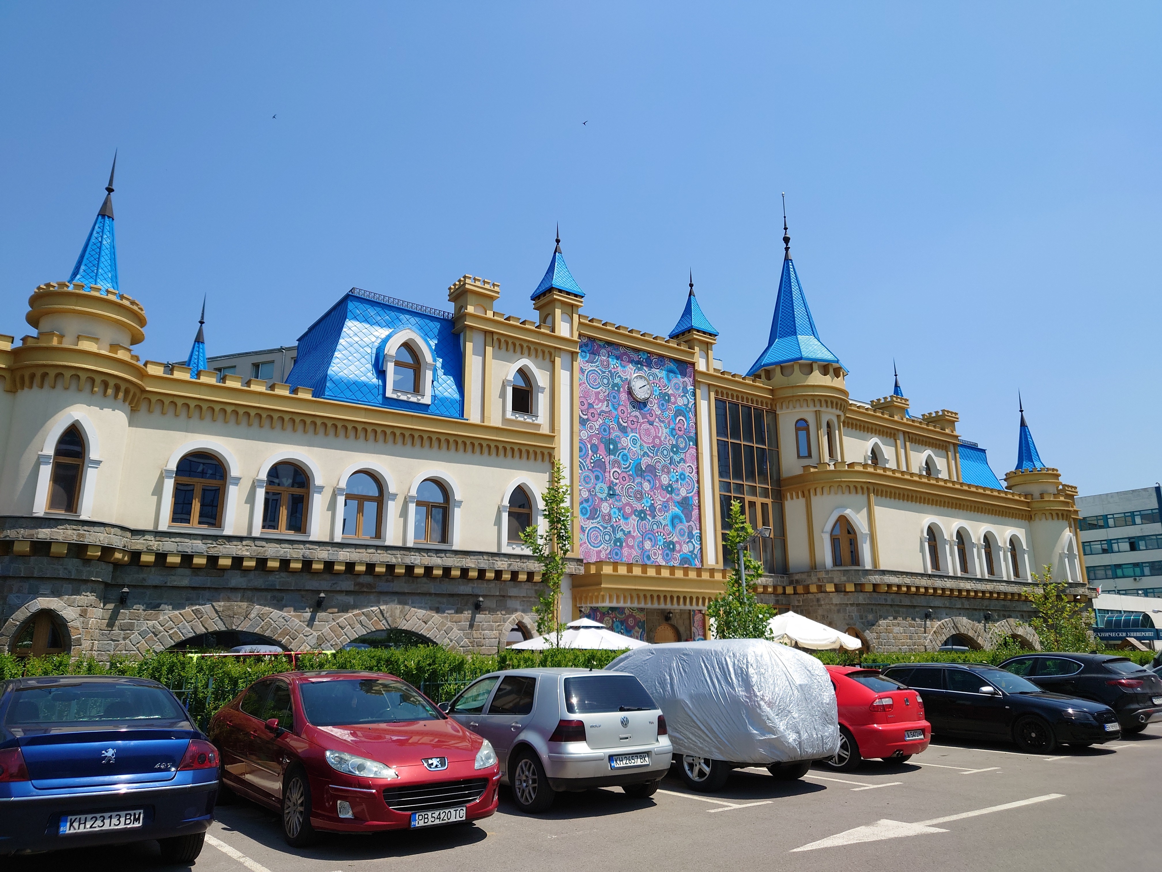 Sony tro lai manh ve voi mau dien thoai moi. anh 8