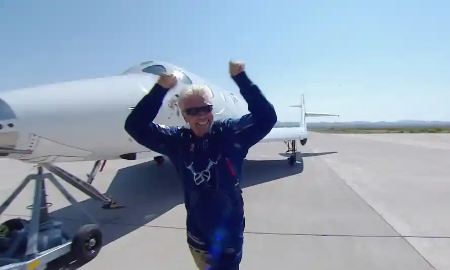 Vi tri cua ria vu tru anh 4