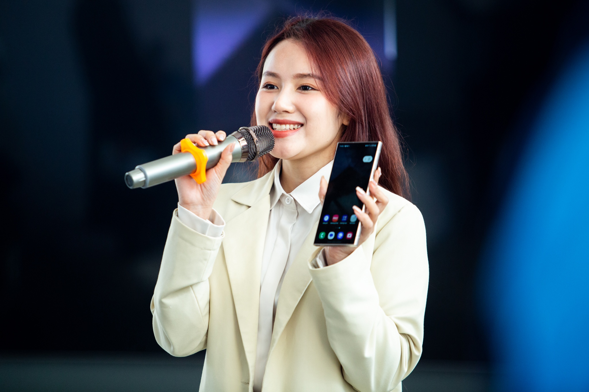 Samsung ảnh 4 Samsung anh 4