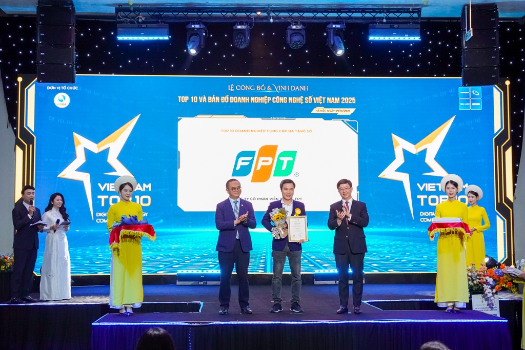 3 san pham cua FPT duoc vinh danh tai Vietnam Top 10 Tech & Map 2025 hinh anh