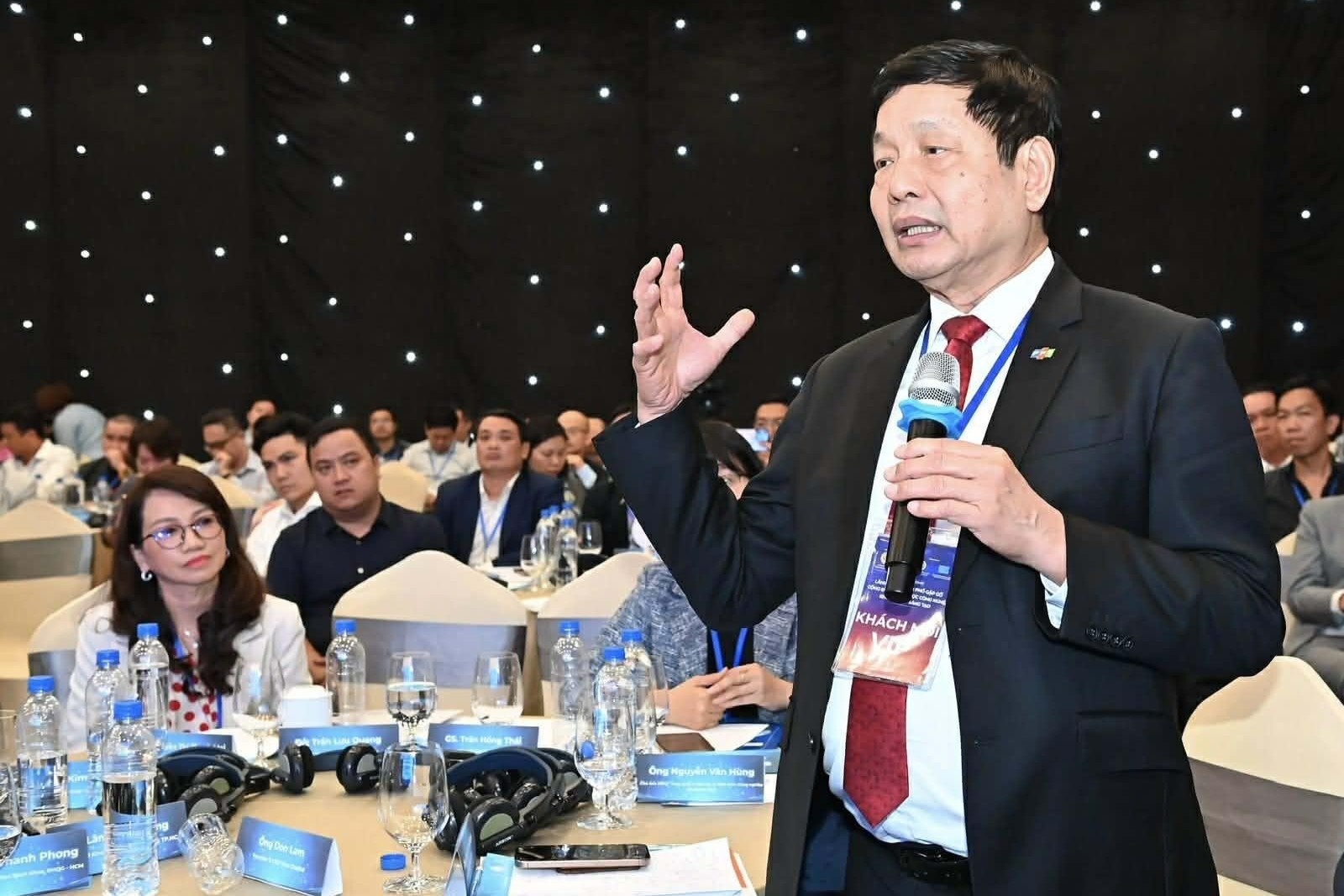 Ong Truong Gia Binh: 'TP.HCM co the tro thanh thu phu UAV cua khu vuc' hinh anh