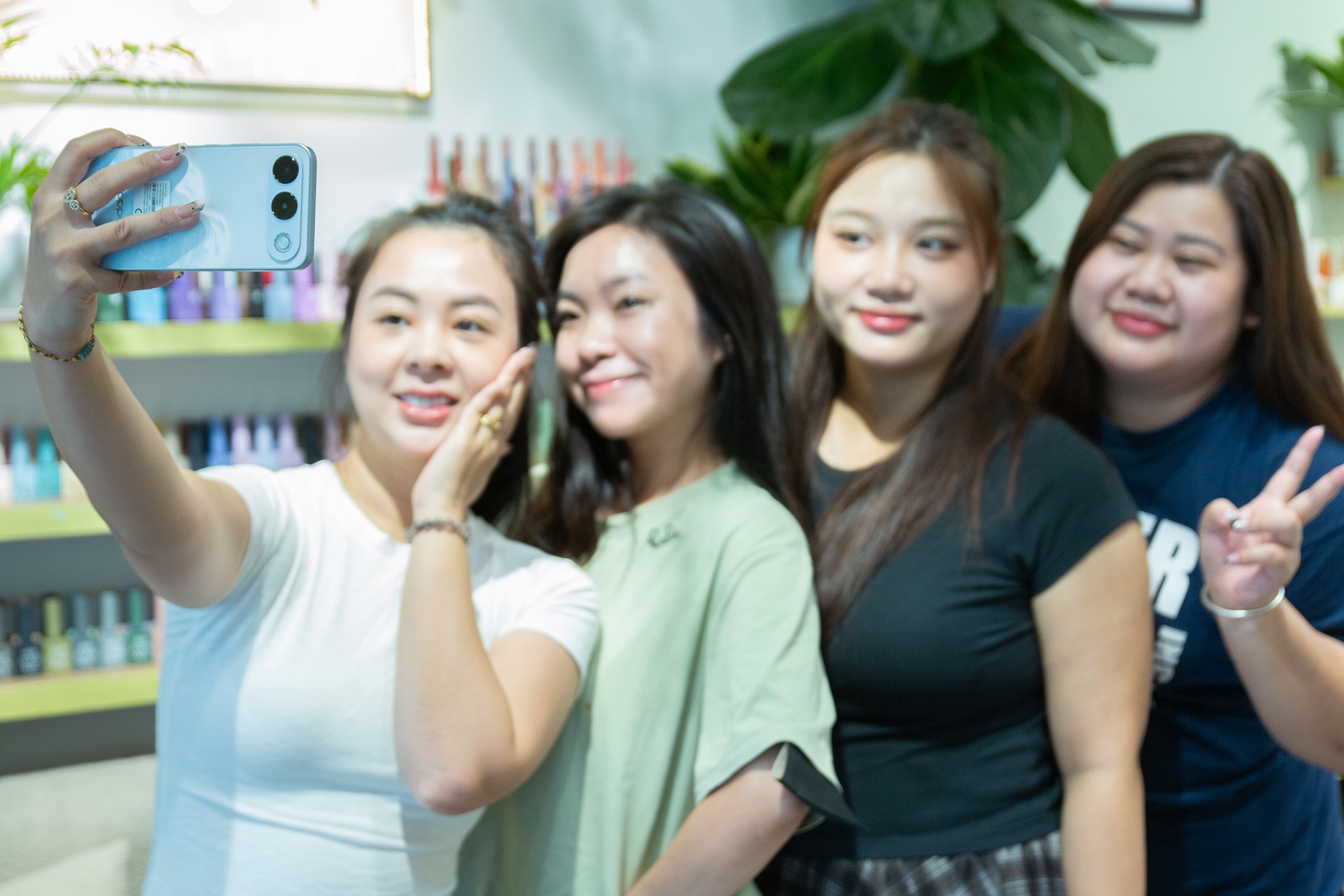 Oppo ảnh 1