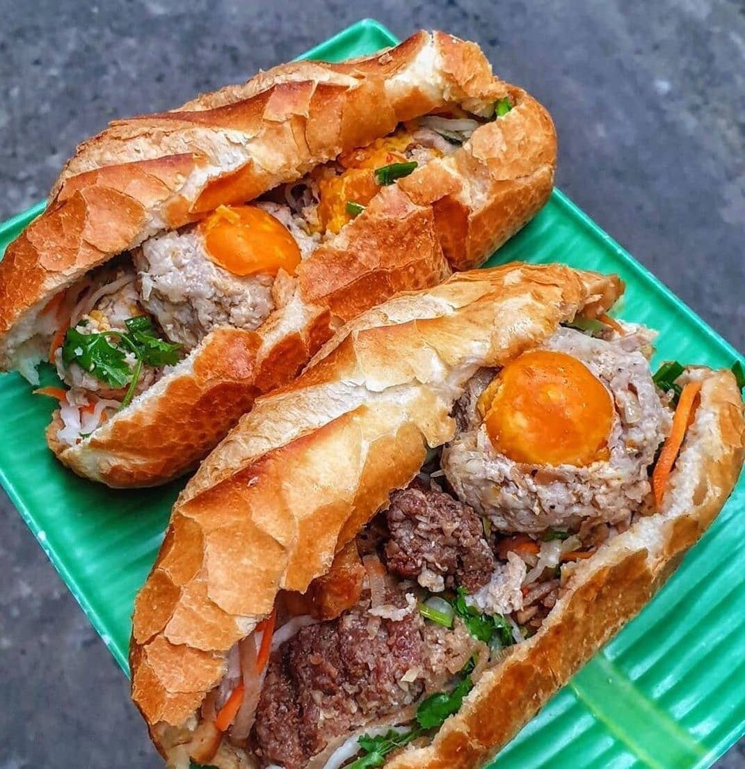 bánh mì xíu mại trứng muối ảnh 6 banh mi xiu mai trung muoi anh 6