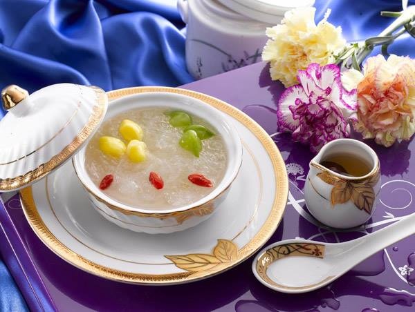 tiec cuoi Dong Nhi - Ong Cao Thang anh 11