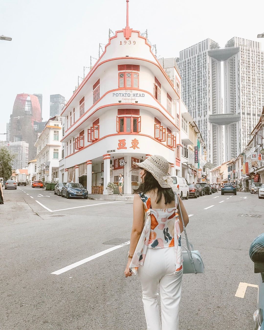 Dong Nhi va Ong Cao Thang anh 3