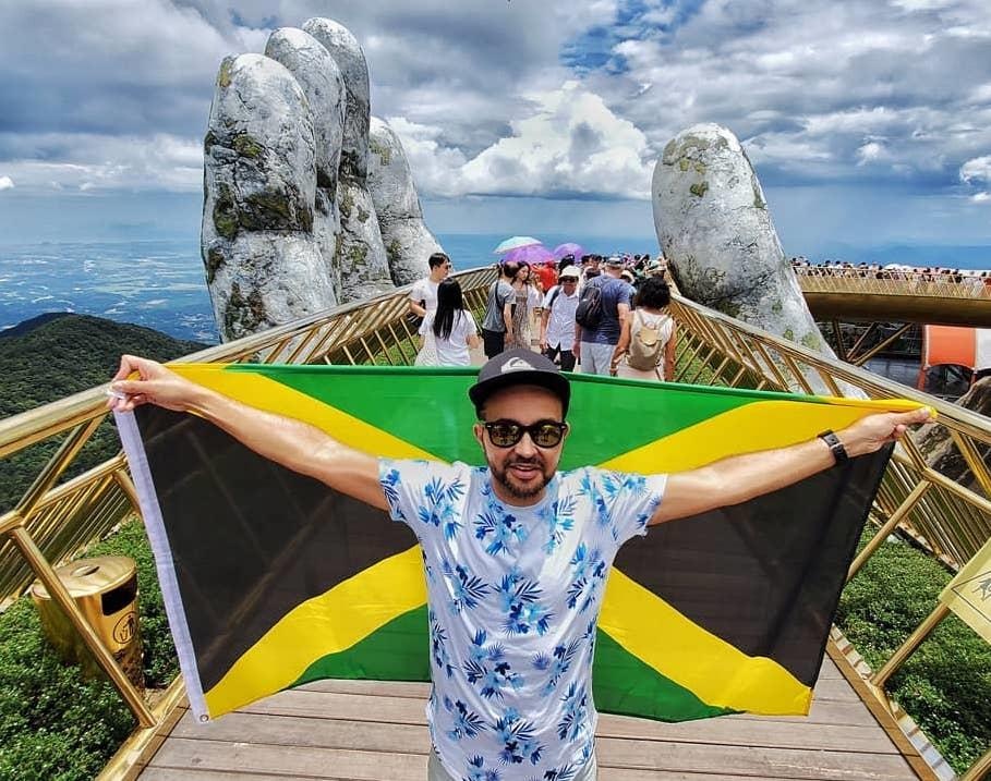 Tac gia anh ghep cau Vang - ruong bac thang noi gi sau loat chi trich hinh anh